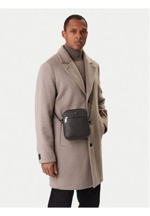 BOSS Saszetka 50536475 Brązowy. Kolor: brązowy. Materiał: skóra