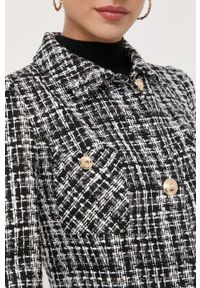 Marciano Guess płaszcz damski kolor czarny przejściowy. Okazja: na co dzień. Kolor: czarny. Styl: casual #5
