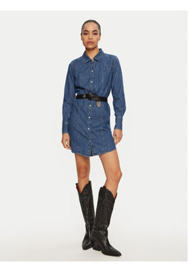 Wrangler Sukienka jeansowa 112356498 Niebieski Regular Fit. Kolor: niebieski. Materiał: bawełna