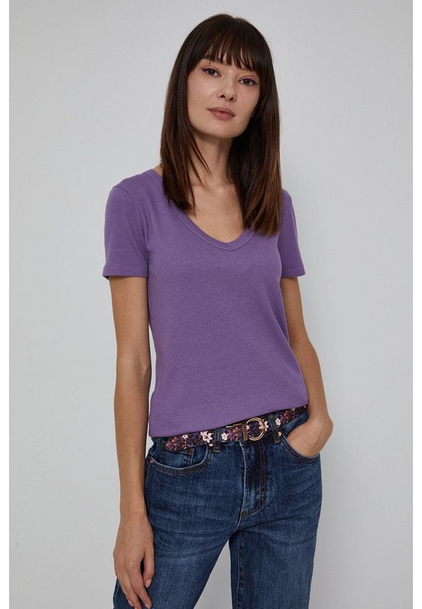 medicine - Medicine - T-shirt Basic. Kolor: fioletowy. Materiał: dzianina. Wzór: gładki