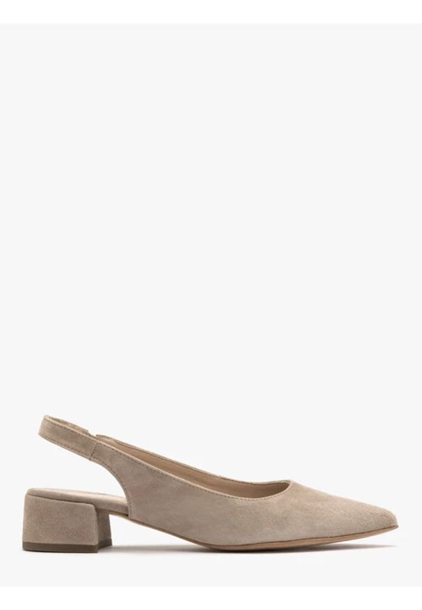 Ryłko - Beżowe czółenka z otwartą piętą typu slingback. Nosek buta: otwarty. Kolor: beżowy. Materiał: welur, skóra. Szerokość cholewki: normalna. Obcas: na obcasie. Styl: street. Wysokość obcasa: średni