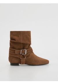 Reserved - Skórzane botki z ozdobną klamrą - brązowy. Zapięcie: klamry. Kolor: brązowy. Materiał: skóra #1