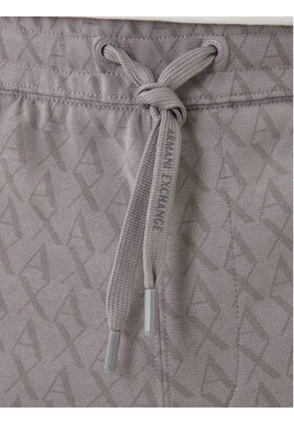 Armani Exchange Szorty sportowe XM001227 AF11847 M8315 Beżowy Regular Fit. Kolor: beżowy. Materiał: bawełna. Styl: sportowy