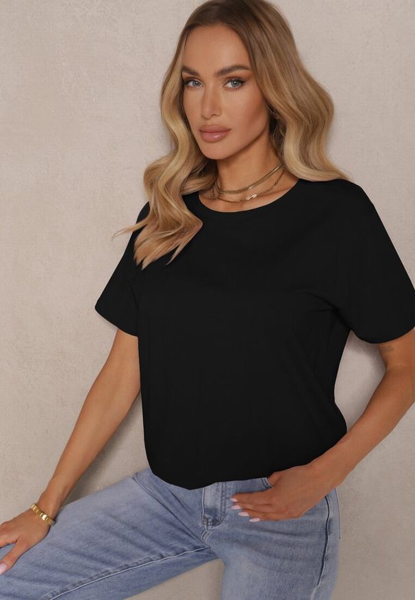 Renee - Czarny Klasyczny T-shirt Bawełniany o Casualowym Kroju Nattine. Okazja: na co dzień. Kolor: czarny. Materiał: bawełna. Wzór: gładki. Styl: klasyczny