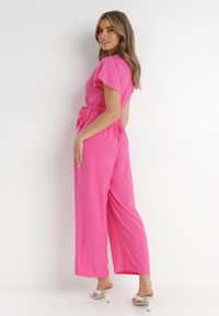 Born2be - Fuksjowy Kombinezon z Wiskozy Cephinous. Okazja: na co dzień. Kolor: różowy. Materiał: wiskoza. Długość rękawa: krótki rękaw. Długość: krótkie. Wzór: jednolity. Sezon: lato. Styl: casual #6