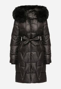 Born2be - Czarna Pikowana Kurtka o Długim Kroju Ozdobiona Paskiem i Odpinanym Futerkiem Milirra. Okazja: na spacer. Kolor: czarny. Materiał: futro. Długość: długie. Wzór: aplikacja. Styl: wizytowy, elegancki #2