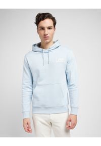 Lee - MĘSKA BLUZA Z KAPTUREM LEE CORE HOODIE LIGHT 112351145. Typ kołnierza: kaptur