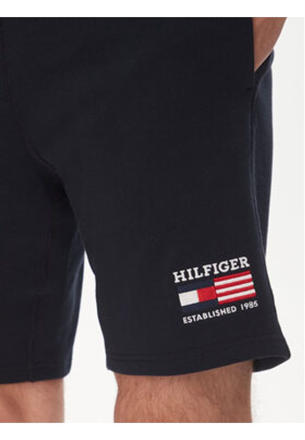 TOMMY HILFIGER - Tommy Hilfiger Szorty sportowe American MW0MW39862 Granatowy Regular Fit. Kolor: niebieski. Materiał: bawełna. Styl: sportowy