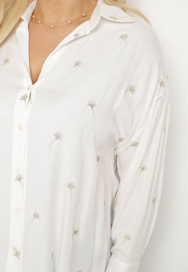 Born2be - Biała Koszula z Wiskozą w Drobne Hafty Navellea. Okazja: na co dzień. Kolekcja: plus size. Kolor: biały. Materiał: wiskoza. Długość rękawa: długi rękaw. Długość: długie. Wzór: haft. Styl: klasyczny, elegancki, casual