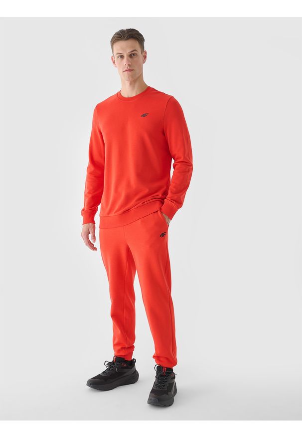 4f - 4F Bluza dresowa nierozpinana bez kaptura męska - pomarańczowa M. Okazja: na co dzień. Typ kołnierza: bez kaptura. Kolor: pomarańczowy. Materiał: dresówka. Wzór: gładki, ze splotem. Styl: klasyczny, sportowy, casual