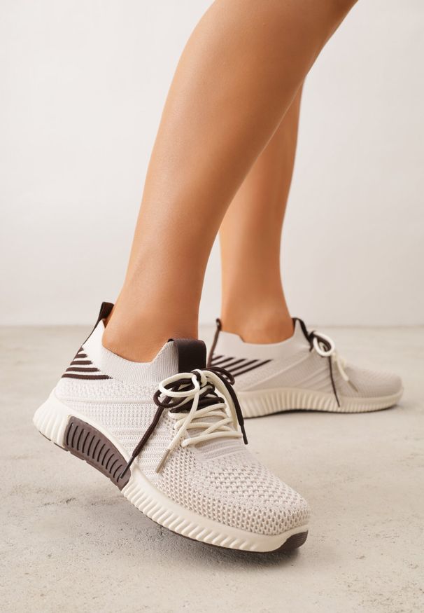 Born2be - Beżowe Sneakersy z Podwójnym Sznurowaniem Fontarin. Okazja: na co dzień. Kolor: beżowy. Materiał: jeans