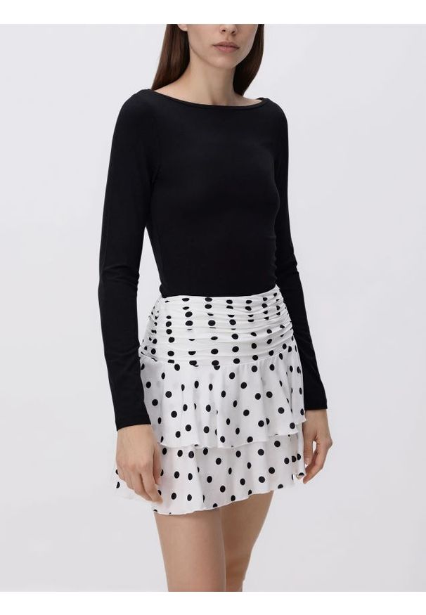 Reserved - Spódnico-szorty z lyocellem - biały. Kolor: biały. Materiał: wiskoza