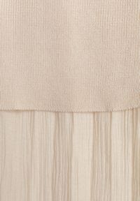 Born2be - Beżowa Dwuwarstwowa Sukienka Dzianinowa z Wiskozą i Paskiem z Klamrą Arkesia. Okazja: na co dzień, na spotkanie biznesowe. Kolor: beżowy. Materiał: dzianina, wiskoza. Typ sukienki: proste. Styl: casual, biznesowy, elegancki #8