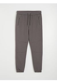 Sinsay - Spodnie dresowe slim fit z domieszką wiskozy - szary. Kolor: szary. Materiał: dresówka, wiskoza #1