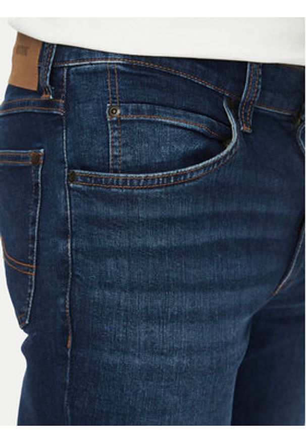Mustang Jeansy Tramper 1013715 Granatowy Straight Leg. Kolor: niebieski