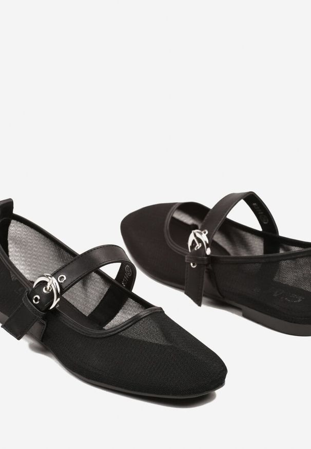 Renee - Czarne Siateczkowe Balerinki z Paskiem w Klamerką Korlexia. Okazja: na co dzień. Zapięcie: pasek. Kolor: czarny. Materiał: jeans. Obcas: na obcasie. Styl: elegancki, casual. Wysokość obcasa: niski