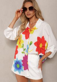 Renee - Biało-Niebieska Casualowa Koszula z Kwiatami Risanette. Okazja: na co dzień. Kolor: biały. Materiał: jeans. Wzór: kwiaty. Styl: casual #1
