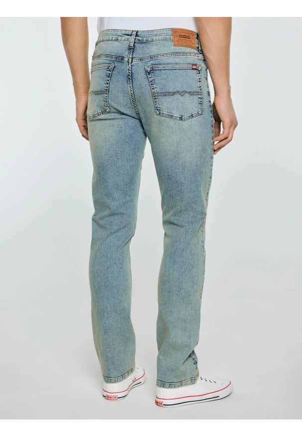 Big-Star - Jeansy męskie dopasowane niebieskie Terry High Waist 185. Okazja: na co dzień. Stan: podwyższony. Kolor: niebieski. Styl: casual, klasyczny