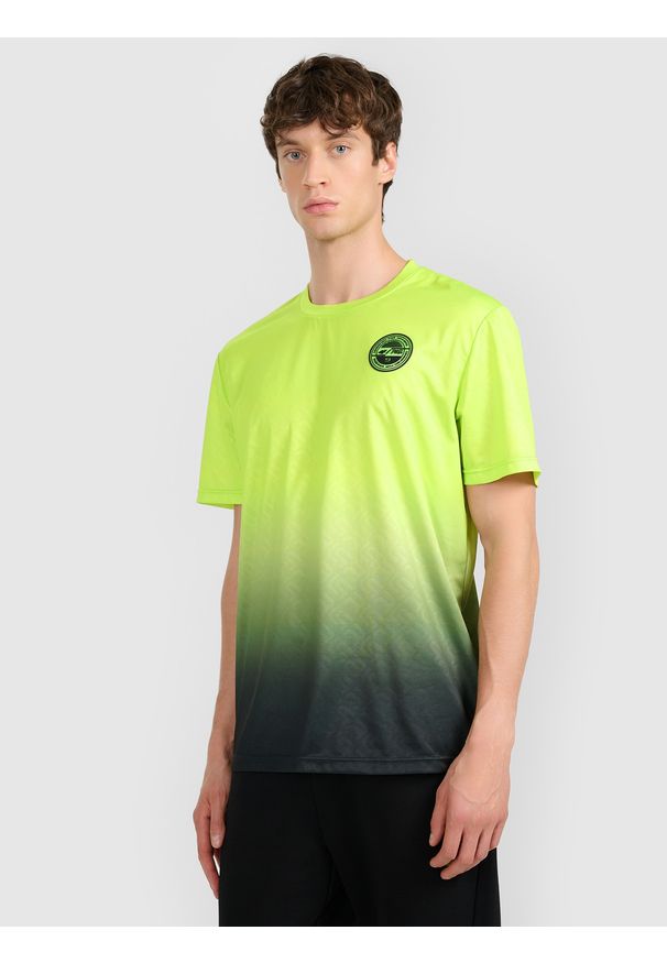 4f - 4F Koszulka szybkoschnąca z nadrukiem męska 4F x Robert Lewandowski - zielona M. Kolor: zielony. Materiał: materiał. Wzór: nadruk. Sport: fitness