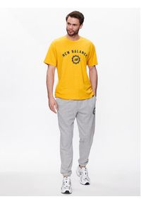 New Balance T-Shirt Sport Seasonal Graphic MT31904 Żółty Relaxed Fit. Kolor: żółty. Materiał: syntetyk. Styl: sportowy