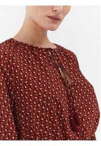Pepe Jeans Sukienka codzienna Katri PL953422 Brązowy Regular Fit. Okazja: na co dzień. Kolor: brązowy. Materiał: syntetyk. Typ sukienki: proste. Styl: casual