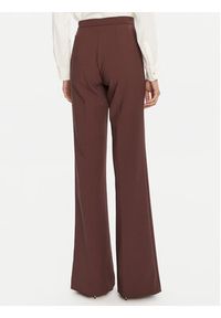 Elisabetta Franchi Spodnie materiałowe PA-121-56E2-V380 Brązowy Regular Fit. Kolor: brązowy. Materiał: syntetyk