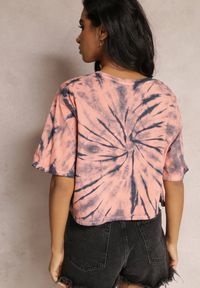 Renee - Różowy Krótki T-shirt z Printem Tie-Dye Lanay. Kolor: różowy. Długość: krótkie. Wzór: nadruk. Sezon: lato