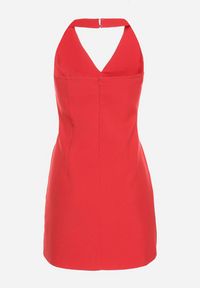 Born2be - Czerwona Rozkloszowana Sukienka z Odkrytymi Plecami Ataviela. Okazja: na co dzień. Kolor: czerwony. Typ sukienki: rozkloszowane. Styl: elegancki, casual