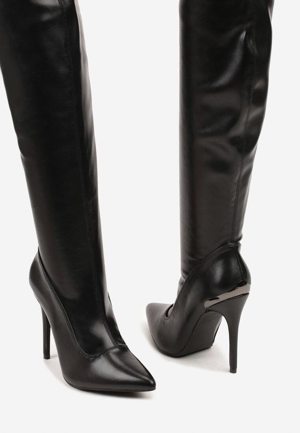 Renee - Czarne Kozaki Vices na Szpilce z Dopasowaną Cholewką za Kolano Tadvira. Okazja: na co dzień. Wysokość cholewki: za kolano. Kolor: czarny. Materiał: jeans. Szerokość cholewki: normalna. Obcas: na szpilce. Styl: casual, elegancki