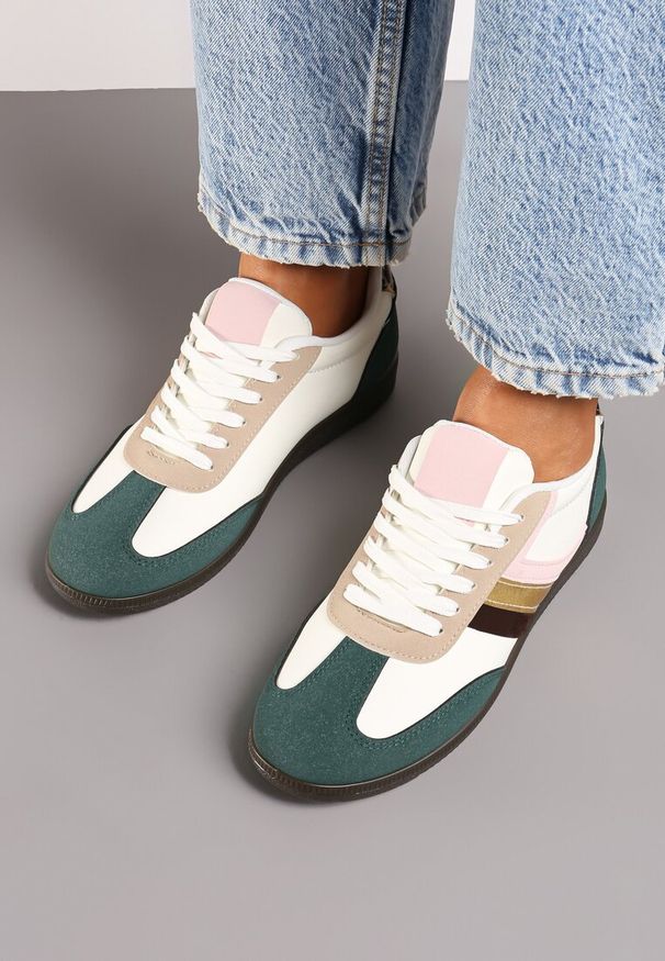 Renee - Zielone Casualowe Sneakersy z Geometrycznymi Wzorami i Kontrastowymi Przeszyciami Riandrea. Okazja: na co dzień. Nosek buta: okrągły. Zapięcie: sznurówki. Kolor: beżowy. Materiał: materiał. Wzór: geometria. Obcas: na obcasie. Wysokość obcasa: niski