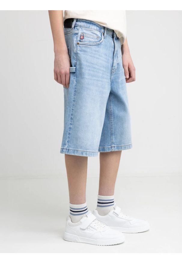 Big-Star - Szorty chłopięce jeansowe niebieskie Andys 143. Okazja: na co dzień. Kolor: niebieski. Materiał: jeans. Długość: do kolan. Styl: casual, klasyczny, młodzieżowy, vintage, wakacyjny