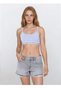 Sinsay - Szorty jeansowe high waist z przetarciami - szary. Stan: podwyższony. Kolor: szary. Materiał: jeans