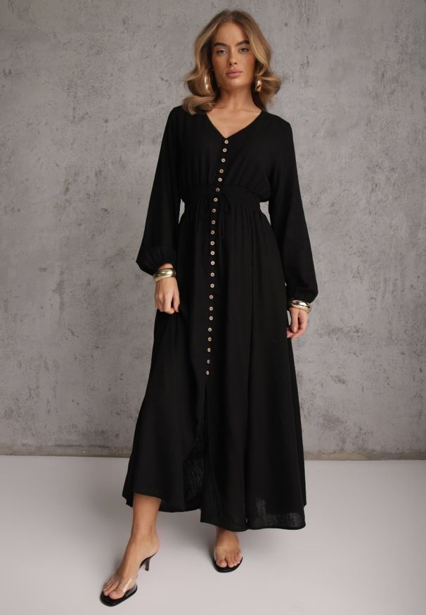 Renee - Czarna Sukienka z Lnem i Wiskozą o Rozkloszowanym Kroju z Ozdobnymi Guzikami Maitena. Okazja: na co dzień. Typ kołnierza: dekolt w kształcie V. Kolor: czarny. Materiał: wiskoza, len. Długość rękawa: długi rękaw. Typ sukienki: rozkloszowane. Styl: casual, elegancki