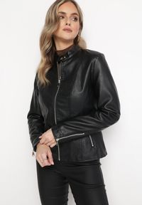 Born2be - Czarna Kurtka Ramoneska z Imitacji Skóry Etina. Kolor: czarny. Materiał: skóra #4