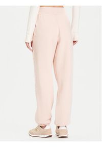 Guess Spodnie dresowe V5BB10 KB681 Różowy Regular Fit. Kolor: różowy. Materiał: bawełna #10