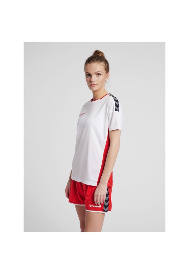 Hummel KOSZULKA DAMSKA T-shirt hmlAUTHENTIC POLY JERSEY WOMAN. Kolor: czerwony, biały, wielokolorowy. Materiał: jersey. Sport: taniec, joga i pilates