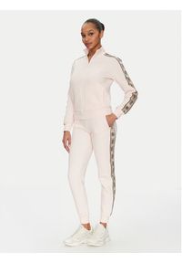 Guess Spodnie dresowe V2YB15 KB3P2 Różowy Regular Fit. Kolor: różowy. Materiał: bawełna, syntetyk #5