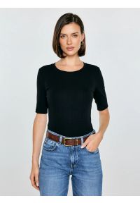 Big-Star - Koszulka damska w prążek czarna Imija 906. Okazja: na co dzień. Kolor: czarny. Materiał: prążkowany, dzianina. Długość rękawa: krótki rękaw. Wzór: prążki. Styl: casual #1