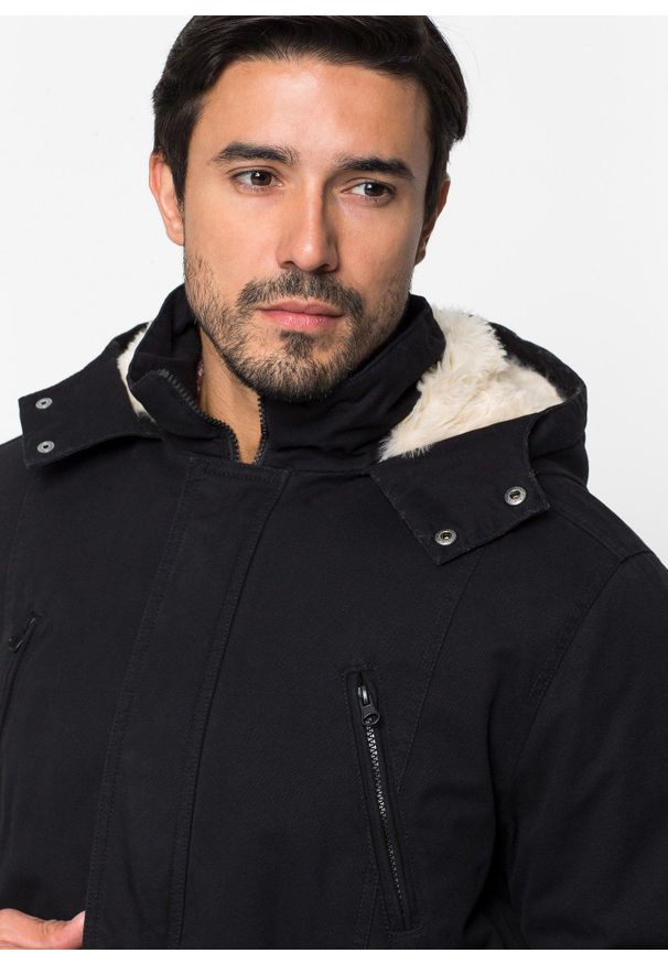 bonprix - Parka zimowa z podszewką z baranka w kapturze. Okazja: na co dzień. Typ kołnierza: kaptur. Kolor: czarny. Sezon: zima. Styl: casual