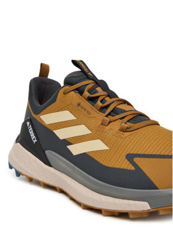 Adidas - adidas Trekkingi Terrex Free Hiker 2.0 Low Gore-Tex JP5611 Brązowy. Kolor: brązowy. Materiał: materiał. Technologia: Gore-Tex. Model: Adidas Terrex. Sport: turystyka piesza