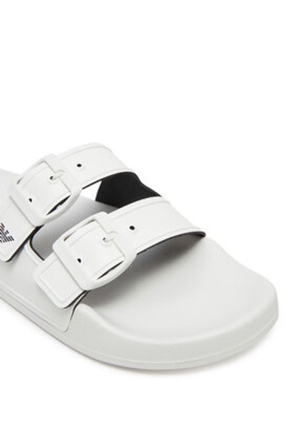 Emporio Armani Klapki XVPS13 XR275 T680 Biały. Kolor: biały. Materiał: syntetyk