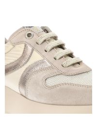 Beżowe Sneakersy Callaghan Modne Obuwie Damskie Na Koturnie. Okazja: na co dzień, na spacer. Kolor: beżowy. Materiał: materiał. Sezon: wiosna, lato. Obcas: na koturnie. Styl: casual, elegancki #2