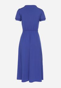 Born2be - Niebieska Sukienka Rozkloszowana z Wiskozą z Poduszkami w Ramionach Awerla. Okazja: na co dzień. Typ kołnierza: dekolt w kształcie V. Kolor: niebieski. Materiał: wiskoza. Długość rękawa: krótki rękaw. Styl: klasyczny, casual, elegancki #5