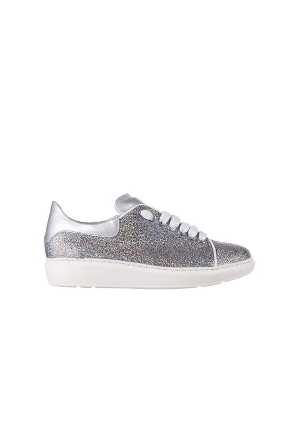 Trampki Bayla-185 185 102 Srebrny, Skóra naturalna - 37. Okazja: na spacer. Kolor: srebrny. Materiał: skóra. Wzór: aplikacja. Sezon: wiosna. Styl: elegancki