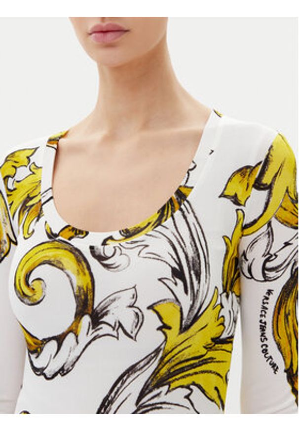 Versace Jeans Couture Sukienka codzienna 78HAO920 JS471 Biały Regular Fit. Okazja: na co dzień. Kolor: biały. Materiał: wiskoza. Typ sukienki: proste. Styl: casual