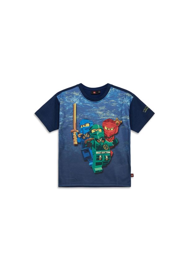 Koszulka Dziecięca LEGO Ninjago Taffy 309 Niebieska. Kolor: niebieski. Długość rękawa: krótki rękaw. Długość: krótkie. Wzór: nadruk. Sezon: lato