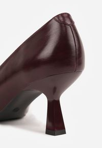 Renee - Bordowe Czółenka Vices na Kaczuszce z Wkładką ze Skóry Naturalnej Zaisse. Okazja: na spotkanie biznesowe, do pracy. Kolor: czerwony. Materiał: skóra. Obcas: na szpilce. Styl: biznesowy, klasyczny #7