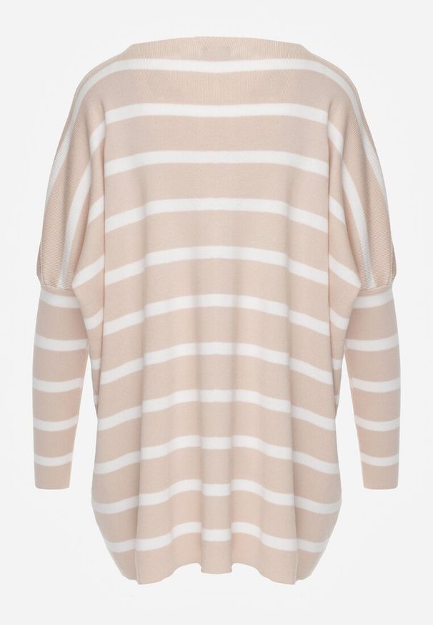 Renee - Beżowy Oversizowy Sweter z Rękawami o Fasonie Nietoperz i Wzorem w Paski Eistauma. Kolor: beżowy. Wzór: paski