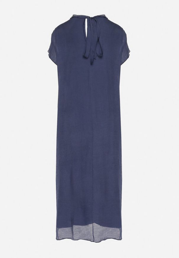 Born2be - Niebieska Sukienka Pudełkowa Ozdobiona Wiązaniem Napelira. Okazja: na co dzień. Kolor: niebieski. Materiał: jeans. Wzór: aplikacja. Styl: klasyczny, elegancki, casual