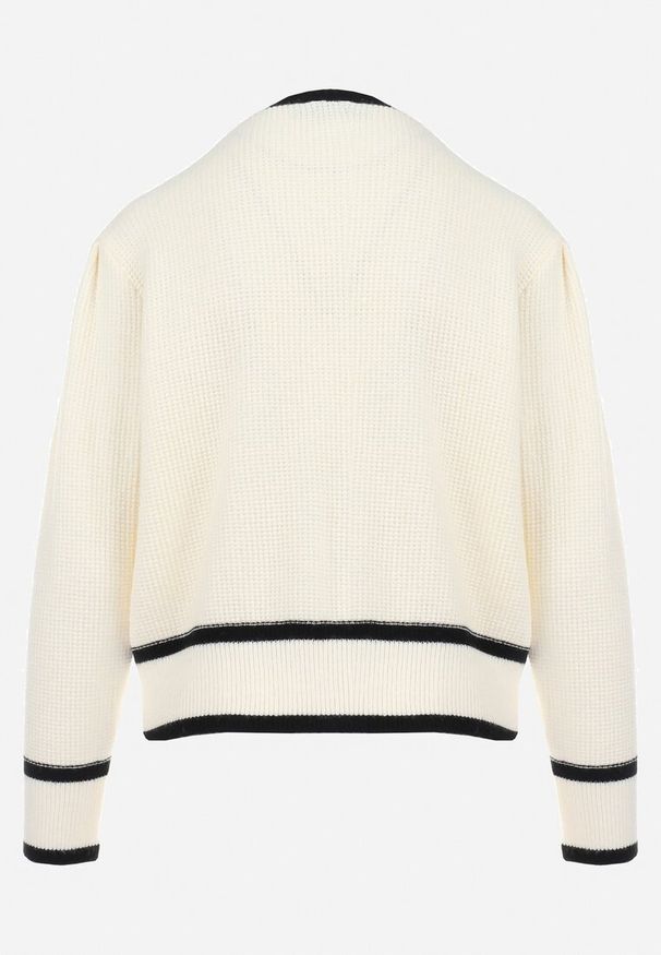 Born2be - Jasnobeżowy Sweter Kardigan z Wiskozy z Naszywką Serca i Perłowymi Kieszeniami Aradhya. Kolor: beżowy. Materiał: wiskoza. Wzór: aplikacja